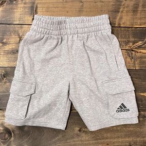 Boys XS (7) Big Mood heather cargo shorts with pockets. Like New